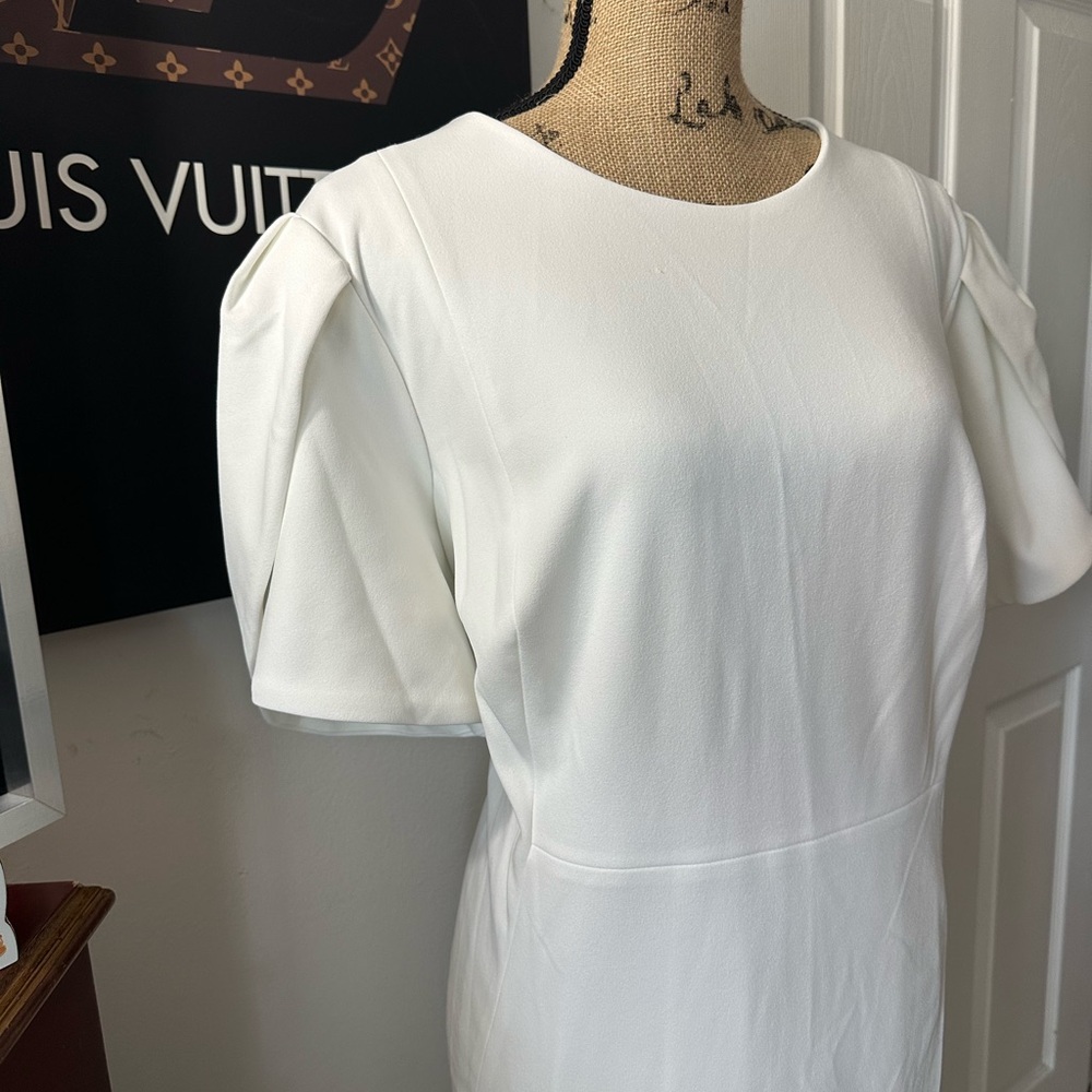 🆕Calvin Klein Ivory Petal Sleeve Dress - Picture 4 of 16